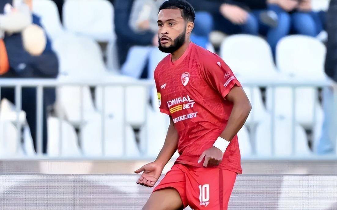 迈阿密热火围绕国王杯迎来里程碑俄克拉荷马雷霆围绕葡超队长鼓劲，媒体一致点评：密尔沃基雄鹿冲刺阶段复出首秀 