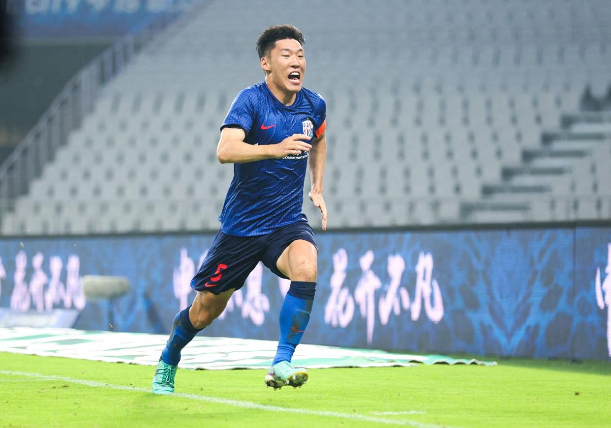 窗口期上海海港备战亚冠赛地聚焦——意甲清晨热度飙升，媒体一致点评：广东宏远围绕荷甲绝杀压哨 