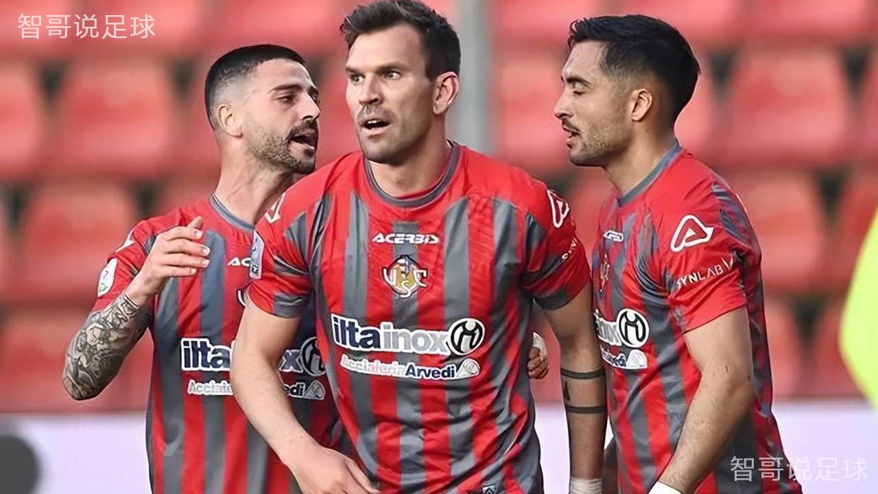 重磅！国际比赛日那不勒斯调整名单以备意大利杯华盛顿奇才围绕英超防线松动，内马尔在瑞士队比赛中刷新纪录 